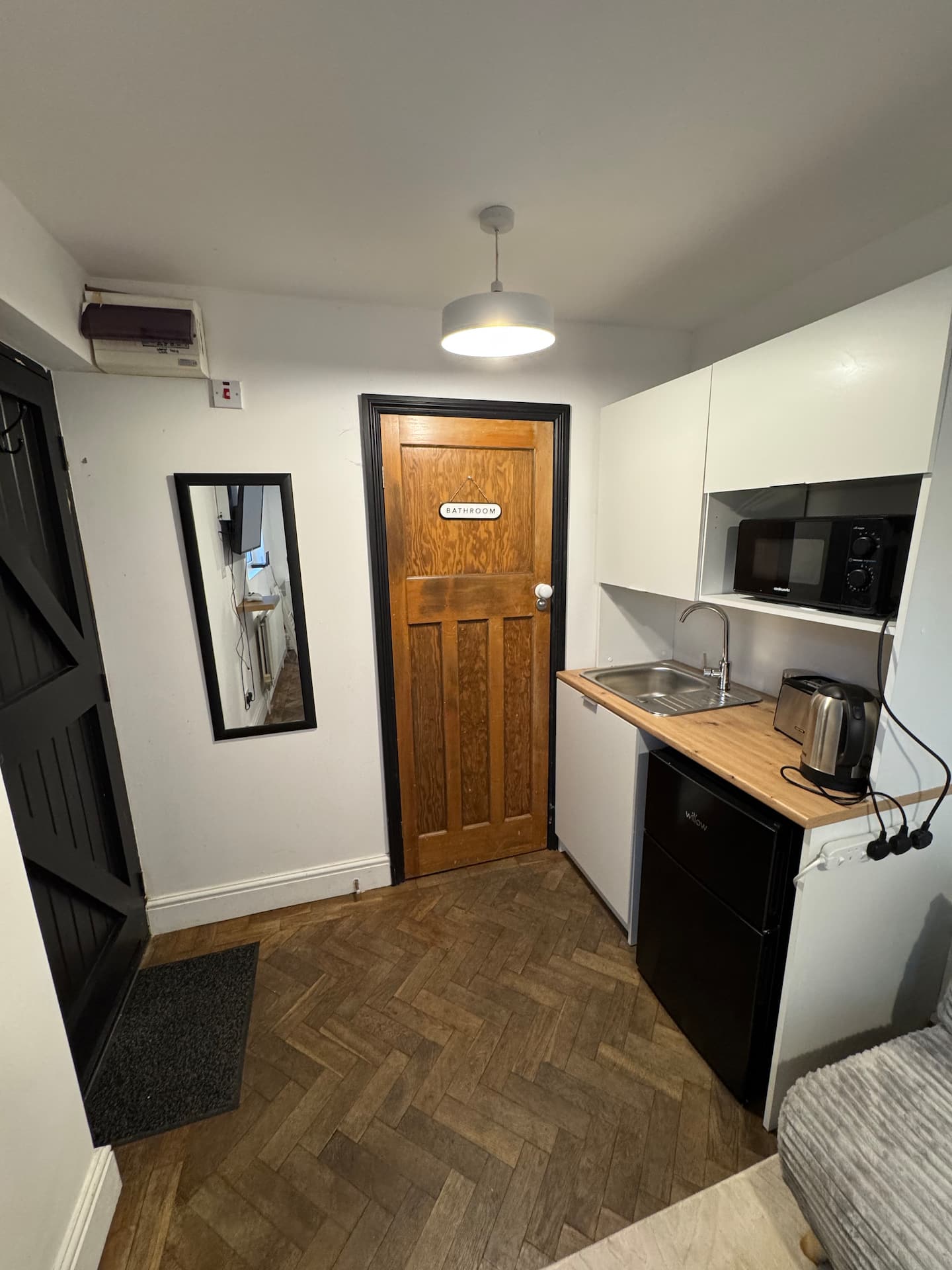 Stylish Private Coach House | Near Central London photo 7
